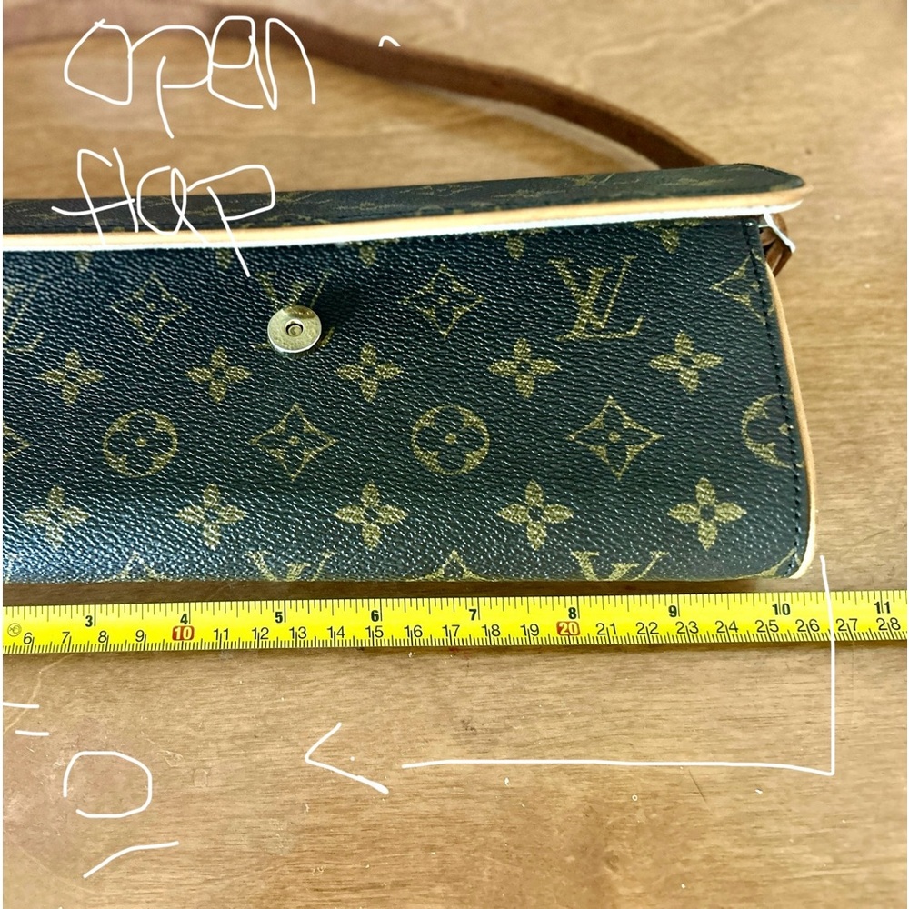 Authentic Louis Vuitton, envelope style 10”x4-1/2“ bag. - Picture 4 of 12
